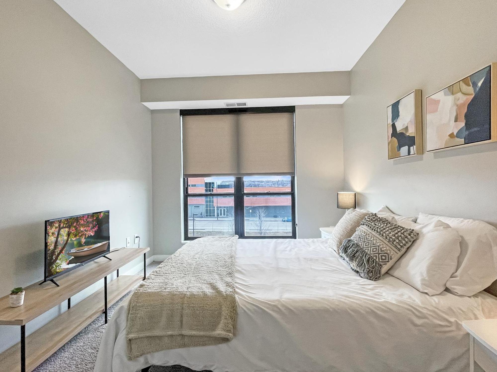 Apartamento Large Downtown 2Br -Hot Tub-Downtown! Des Moines Exterior foto