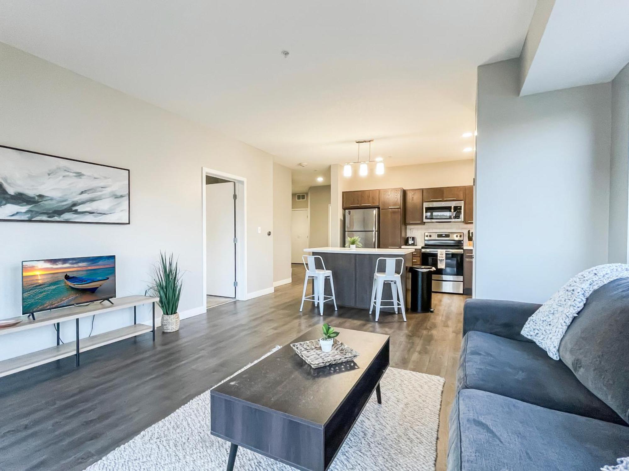 Apartamento Large Downtown 2Br -Hot Tub-Downtown! Des Moines Exterior foto