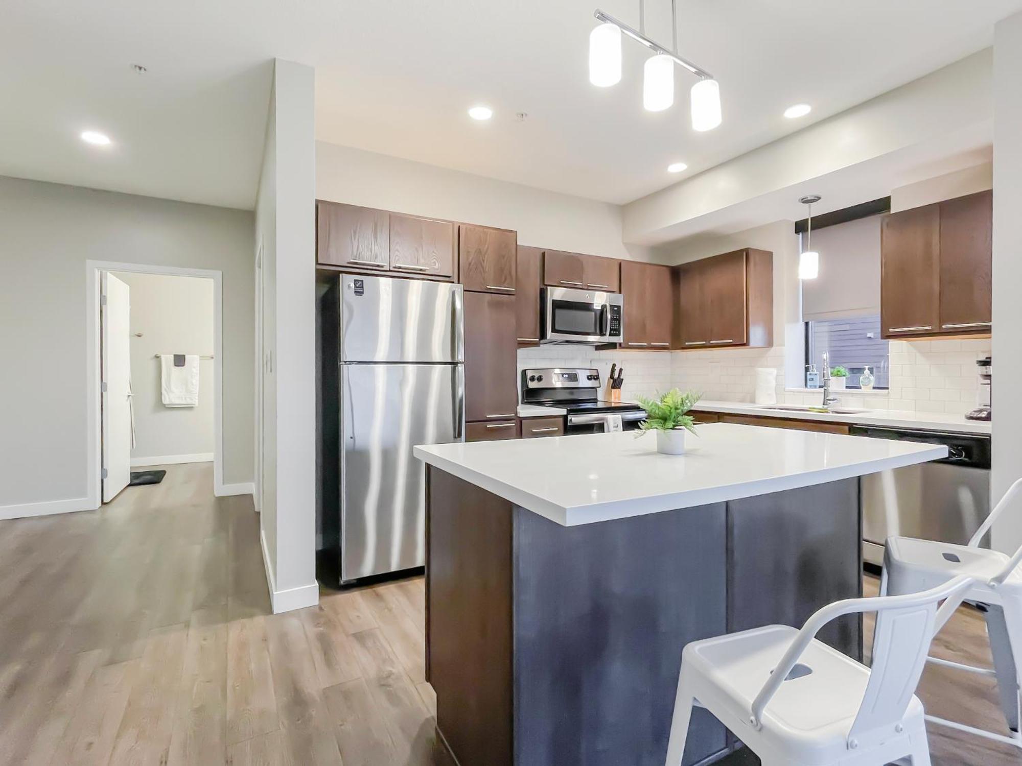 Apartamento Large Downtown 2Br -Hot Tub-Downtown! Des Moines Exterior foto